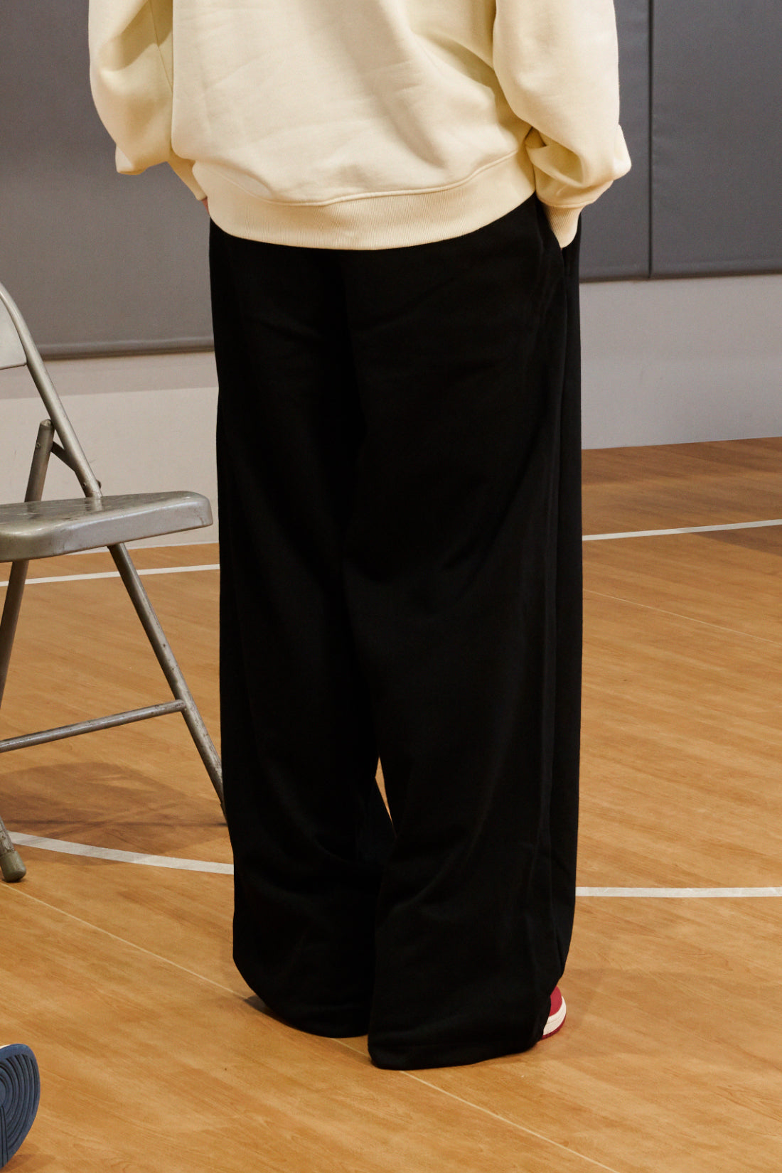 Neutrals Wide Sweatpants - Black