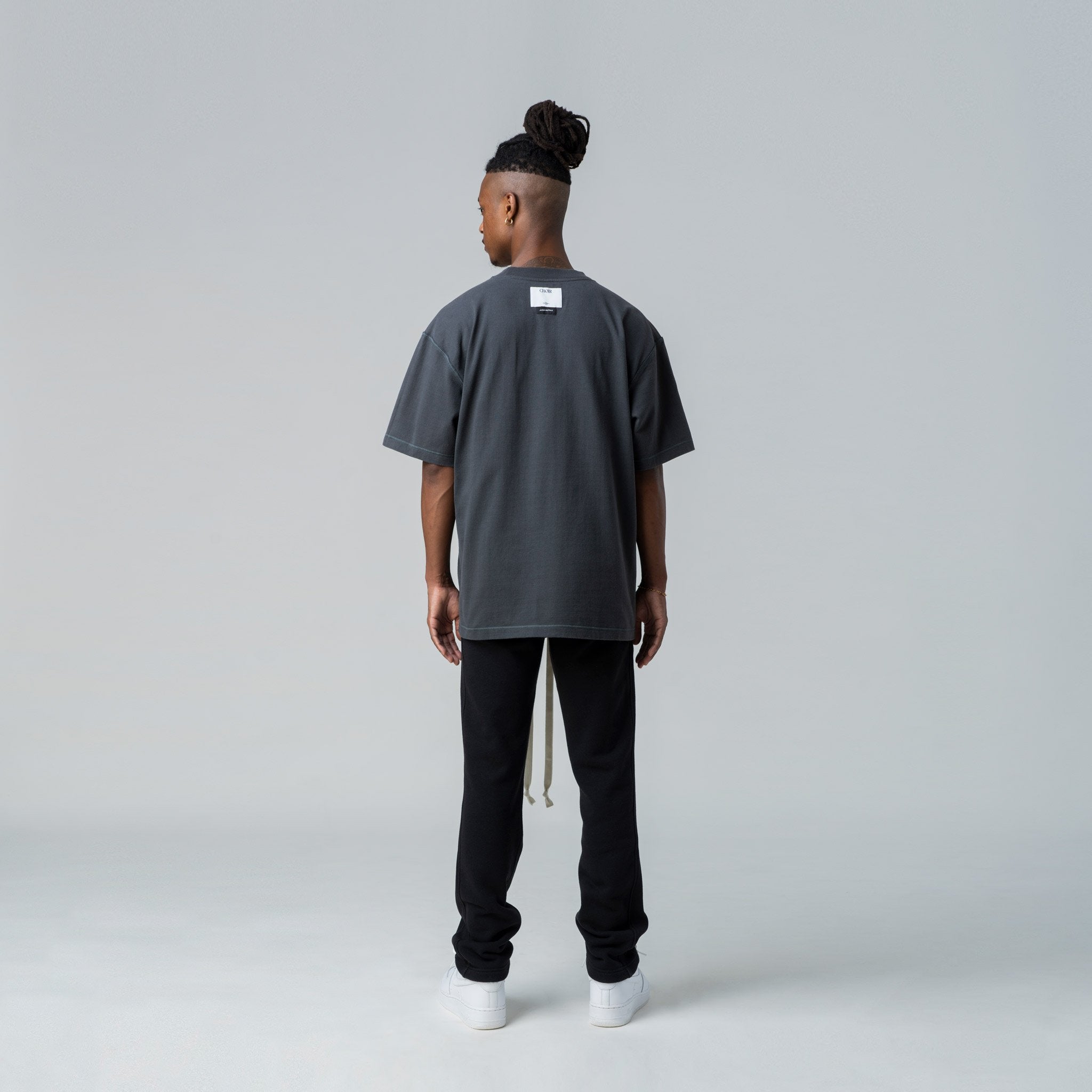 CHOIR NEUTRALS T-shirt Vintage Grey Model