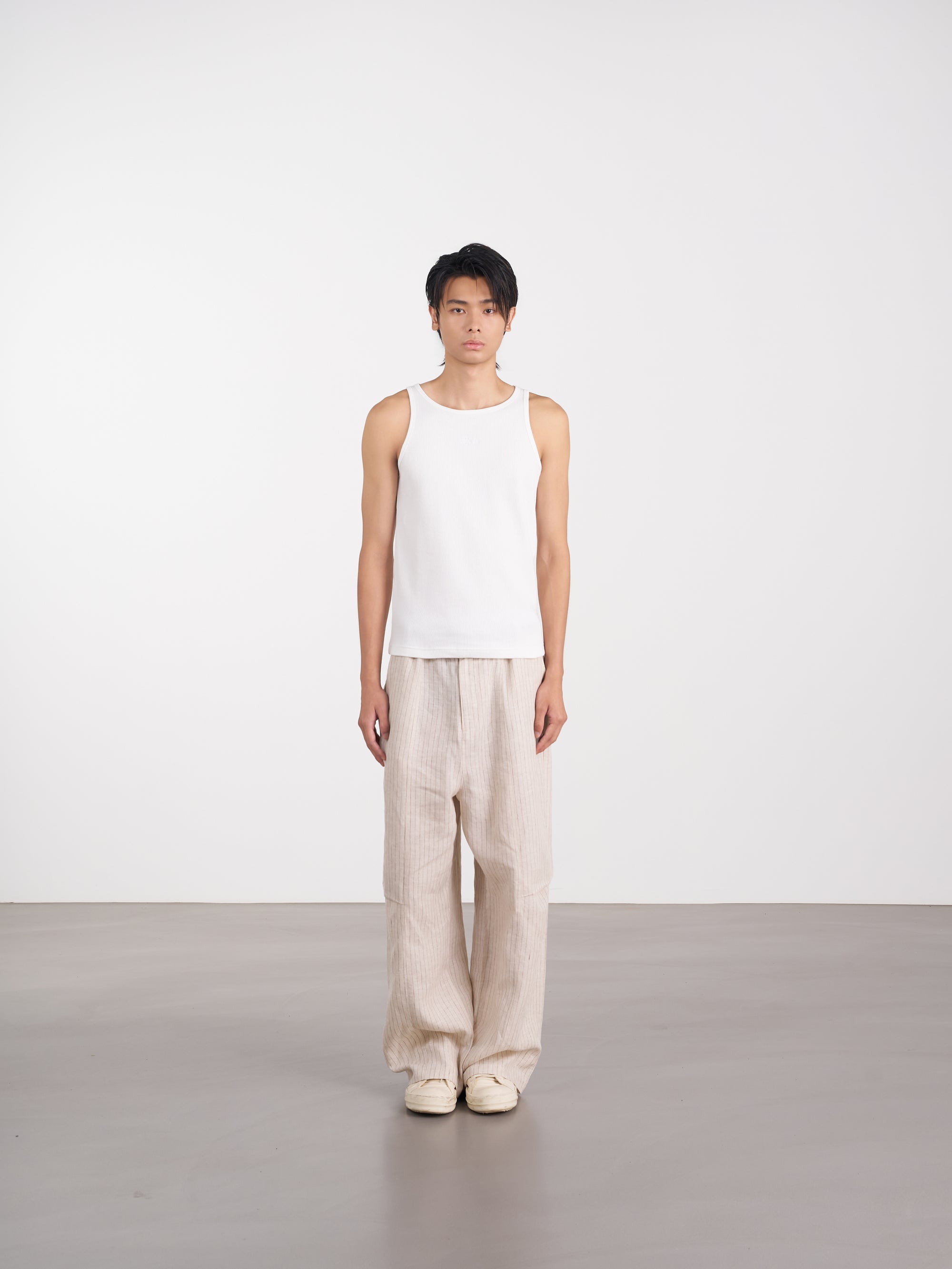 Cutaway Shoulder Tank 削肩背心 - White