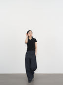 Logo T-Shirt  01 V領品牌T恤-Black