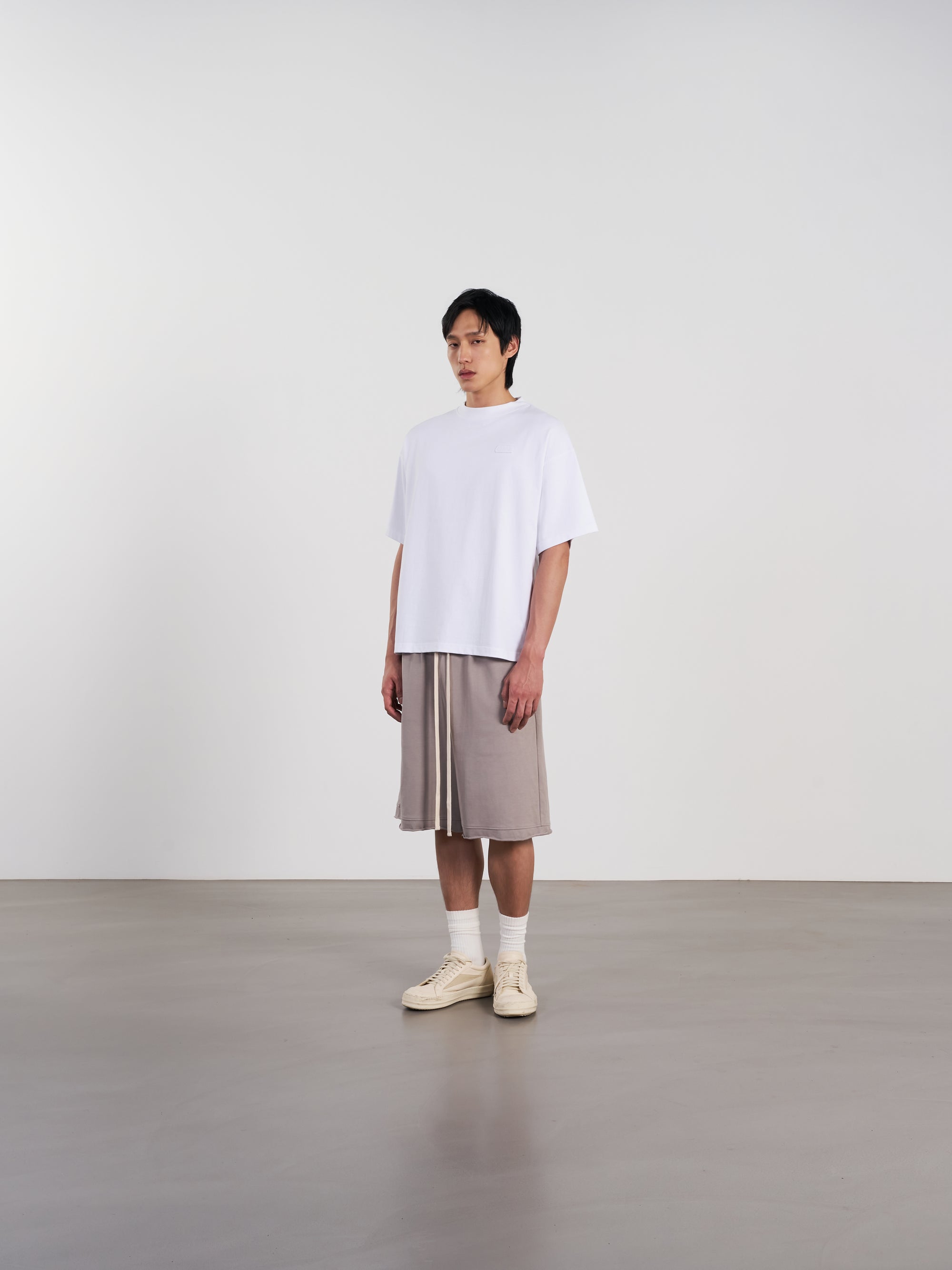Logo Tee 布章LOGO T恤 - WHITE