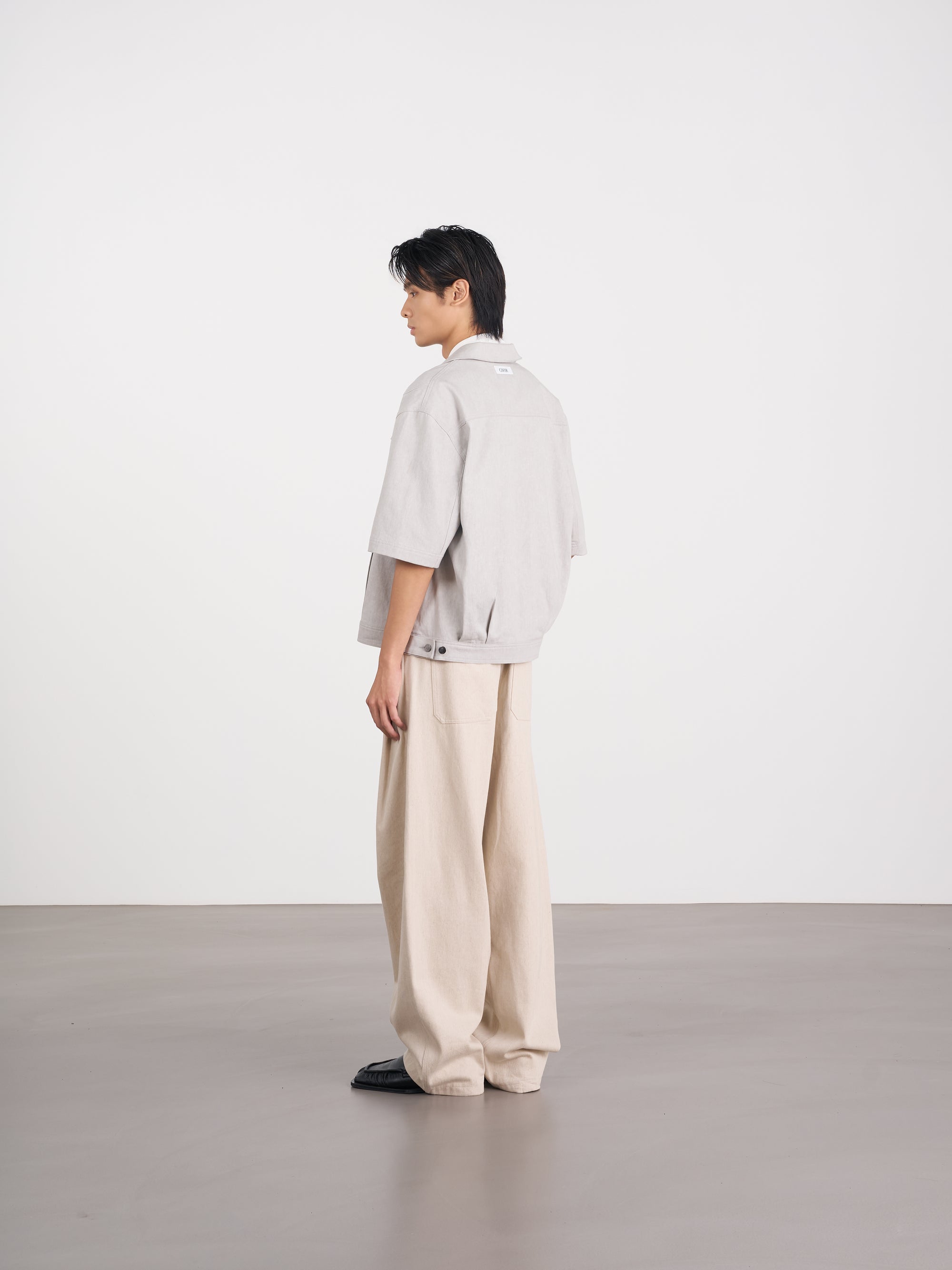 Asymmetric Seam Denim Shirt 不對稱結構牛仔襯衫 - GREY