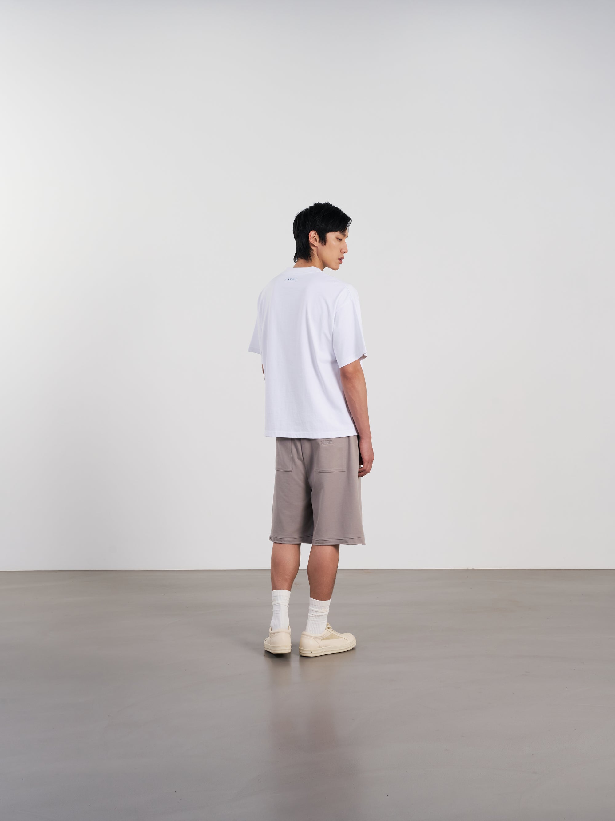 Logo Tee 布章LOGO T恤 - WHITE