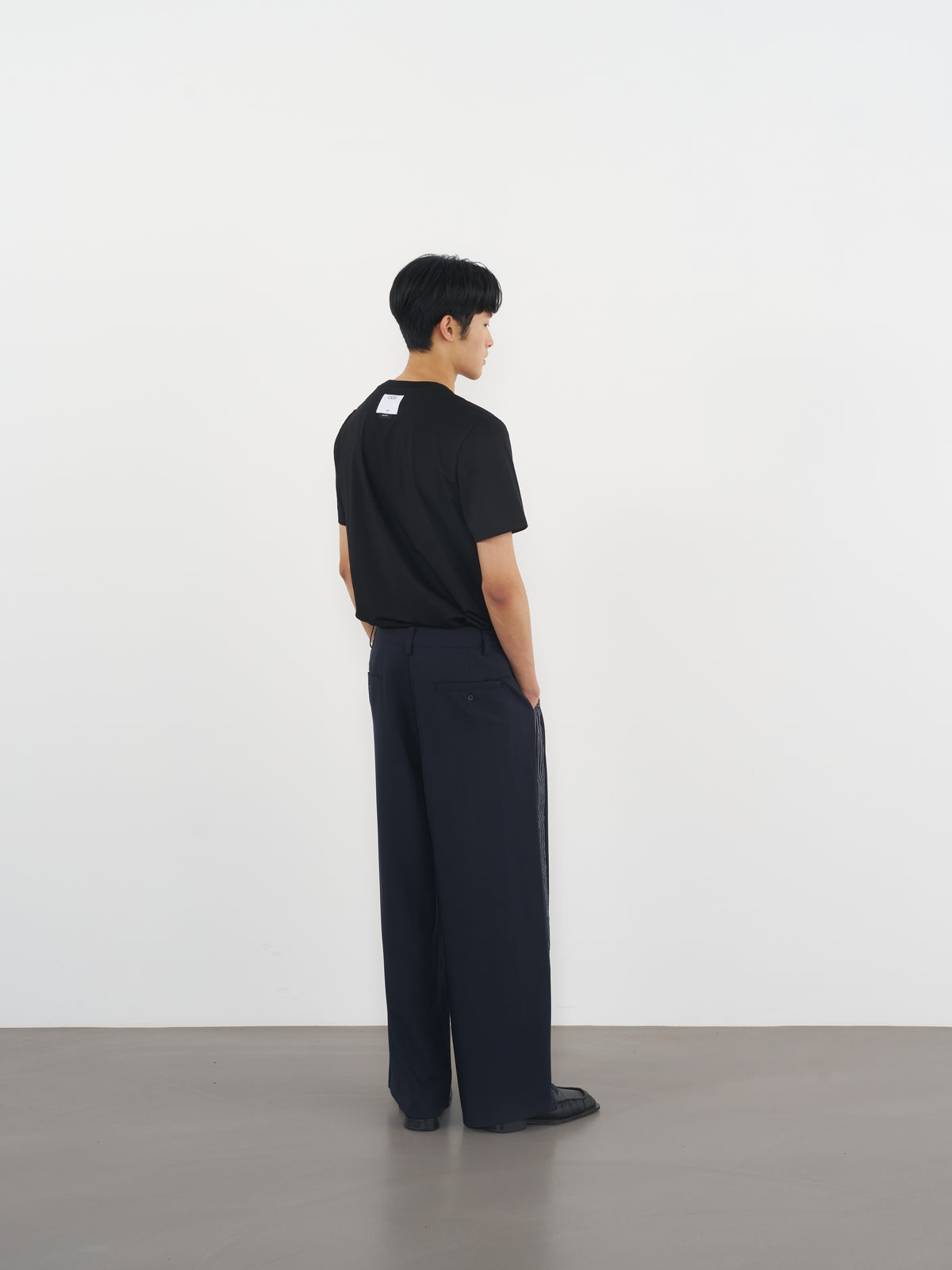 Pleated Panel Trousers 拼接打褶西裝褲-Navy