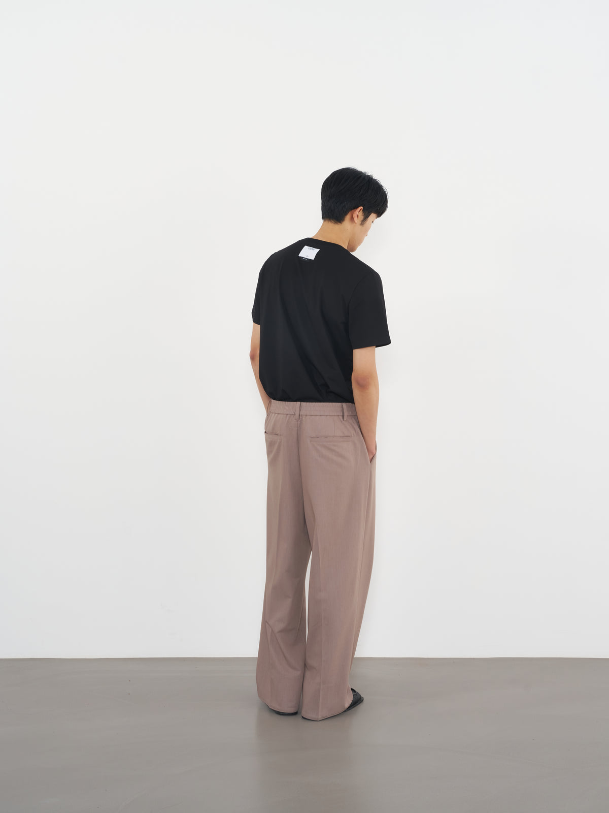Relaxed Tailored Trousers 寬鬆西裝長褲-Brown