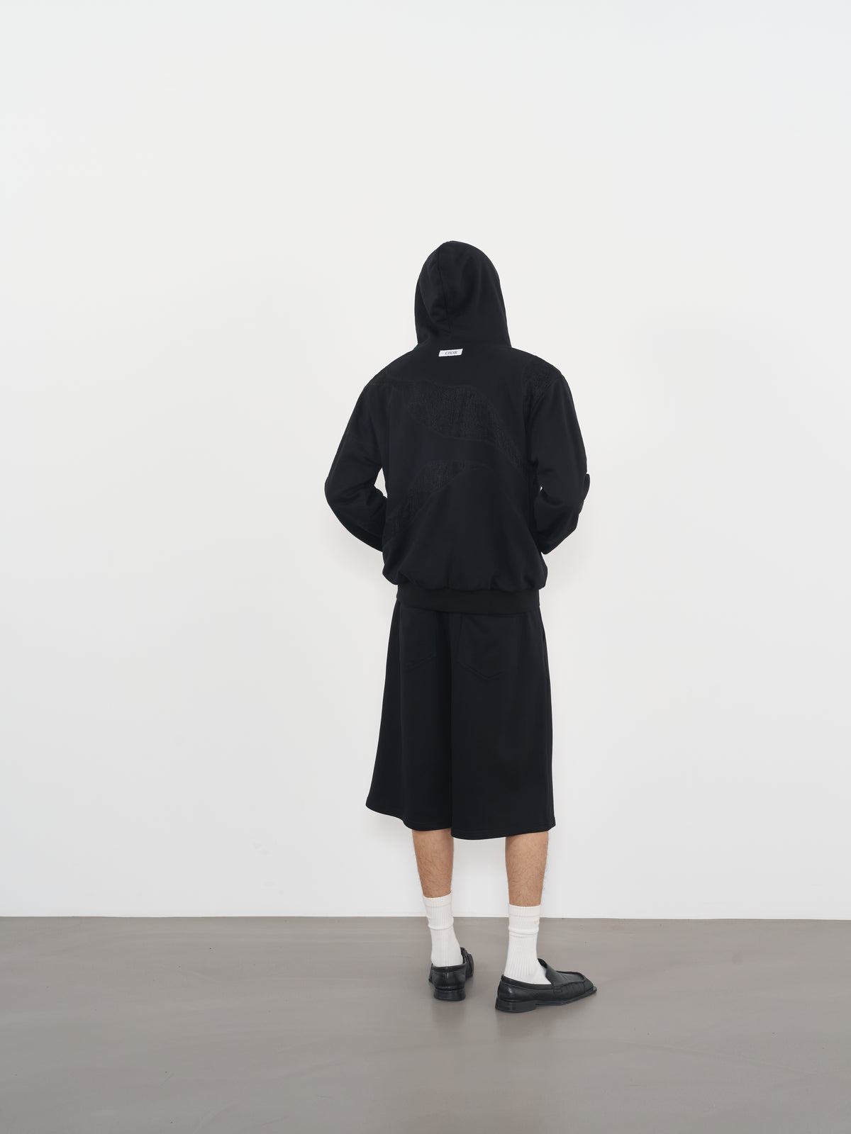 Textured Lace Hoodie 蕾絲拼接連帽外套-Black