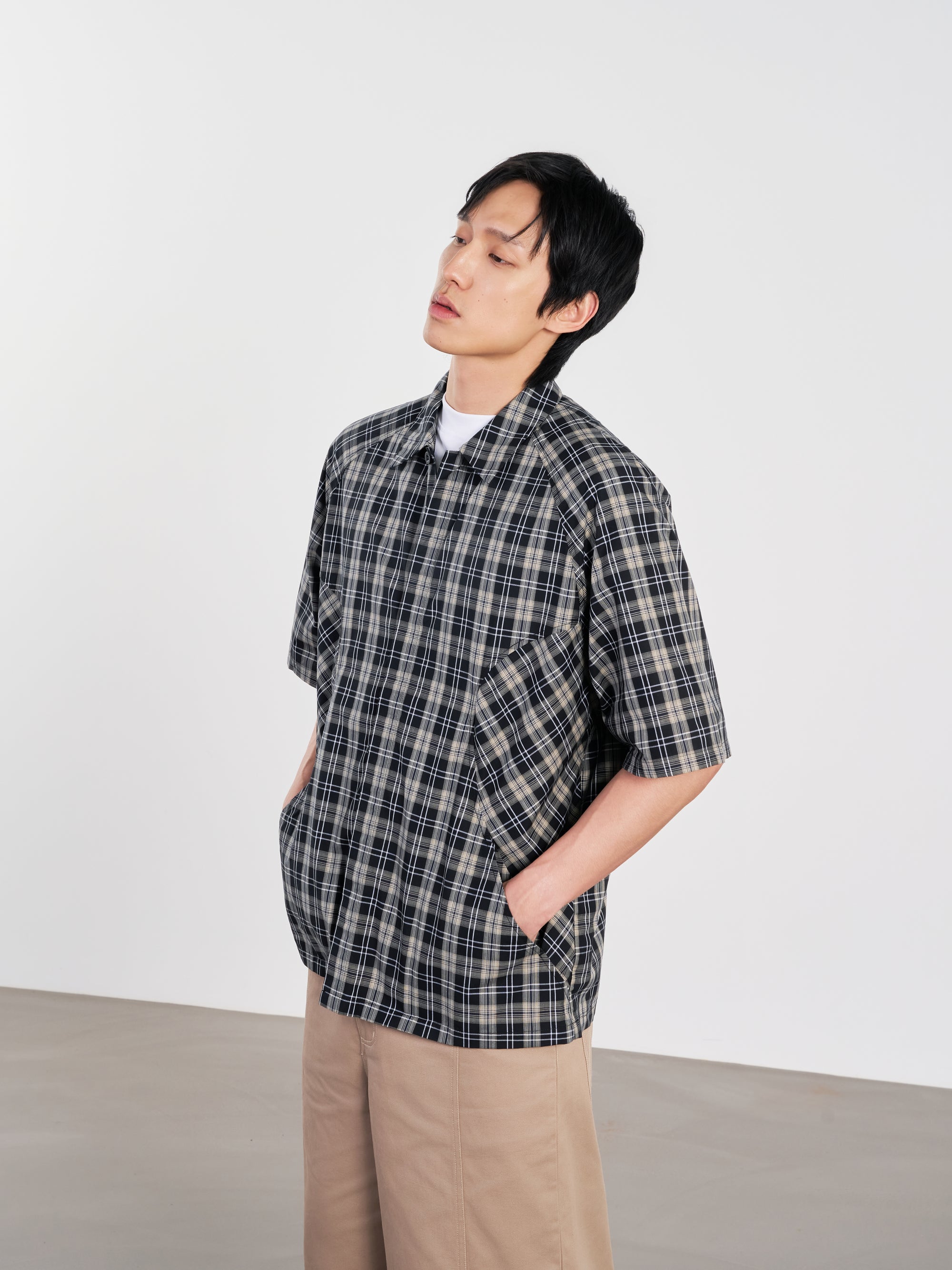 Panel Shirt 弧形剪裁格紋襯衫 - BLACK