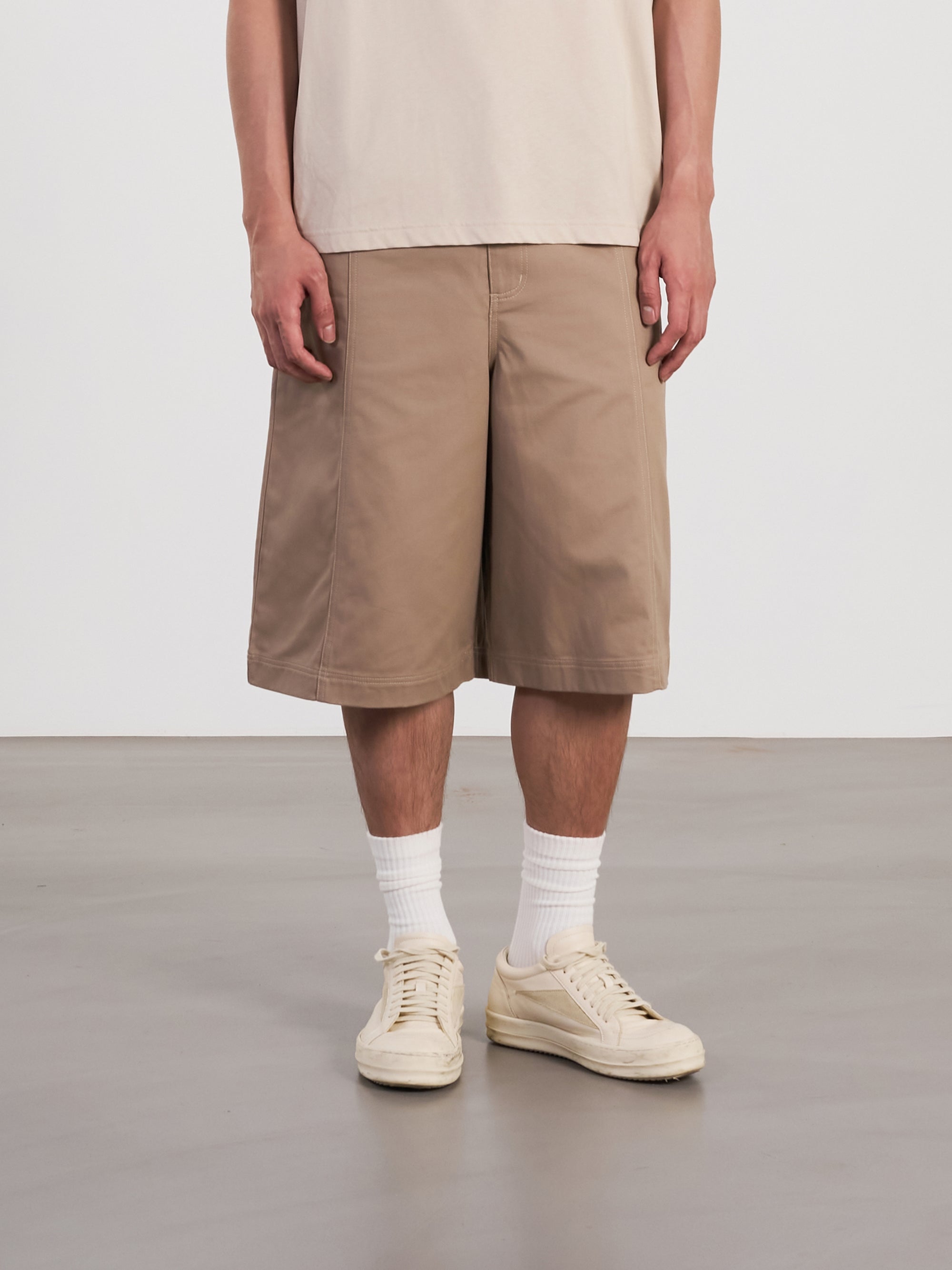 Logo Embroidary Shorts LOGO刺繡七分短褲 - BROWN
