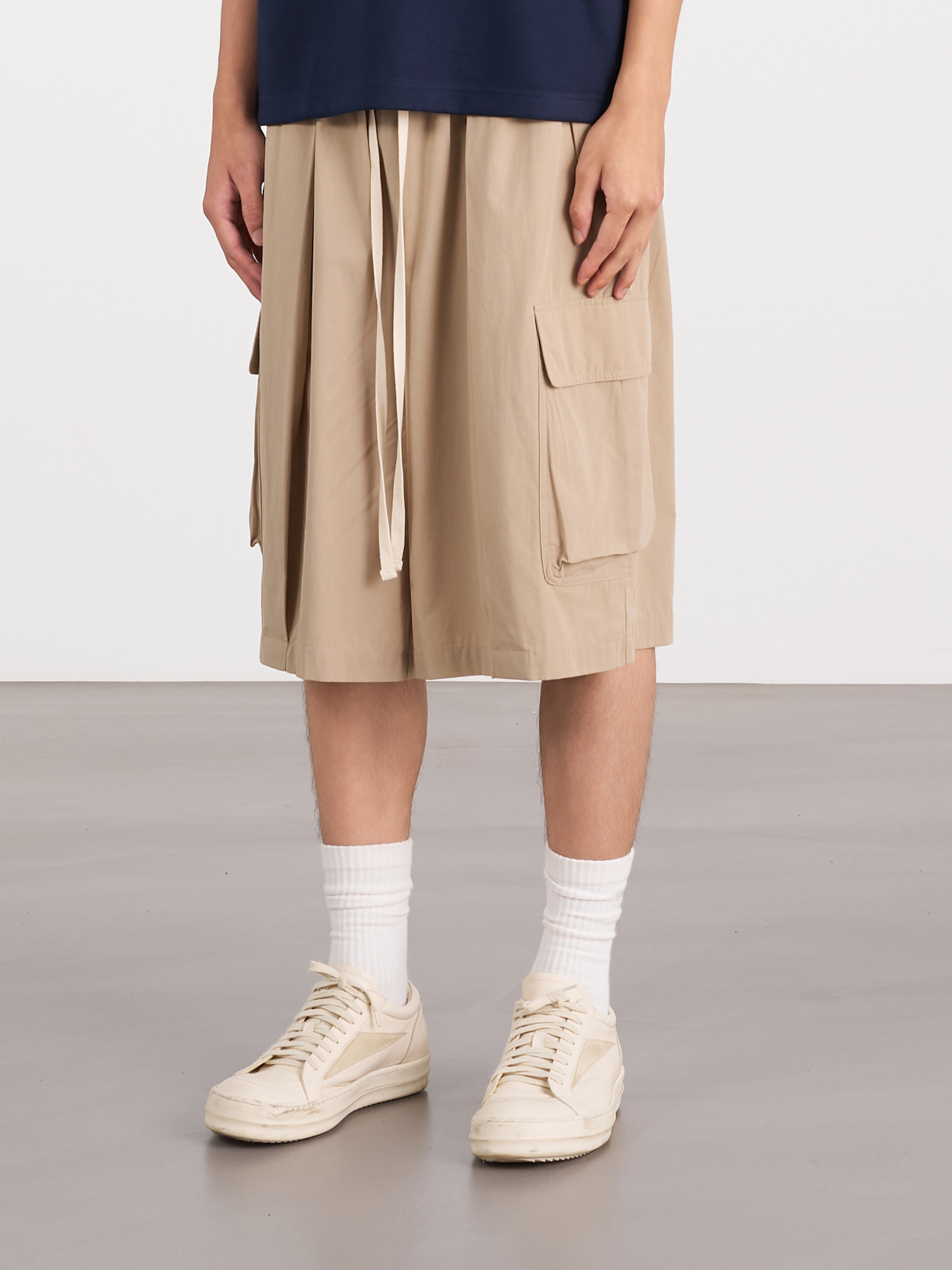 Voluminous Cargo Shorts 立體量感工裝短褲 - KHAKI